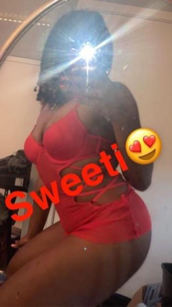 Sweetie, 22  female escort, Oakland