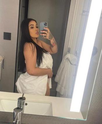  213-929-7264, 27  female escort, Oakland