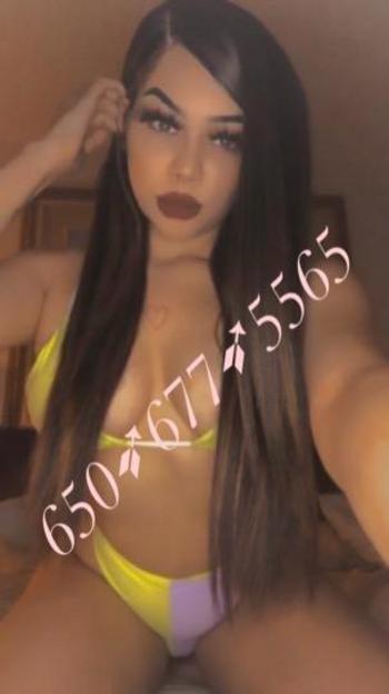 Sofia, 22  female escort, Oakland
