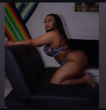 PuertoRican Mami, 24 African American female escort, Eastbay