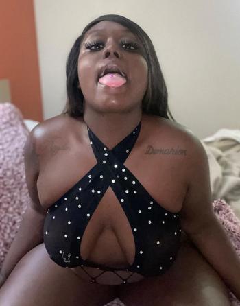 Candy, 25  female escort, Oakland