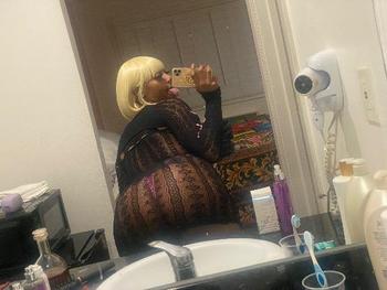 HUNNY, 21  female escort, Oakland