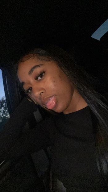 Paris, 23  female escort, Oakland