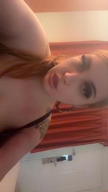 Snoww, 25  female escort, Oakland