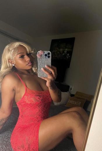 Dream, 24  female escort, Oakland