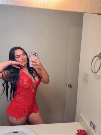 Daniela, 24  female escort, Oakland