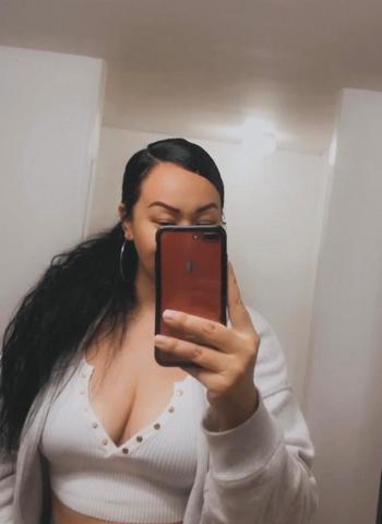Coco, 26  female escort, Oakland